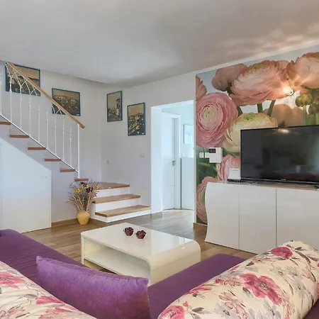 Holiday home Nella Rovinj